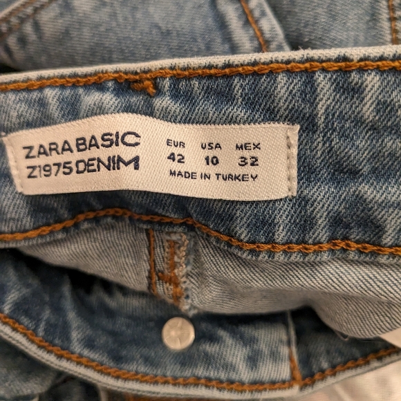 Zara jeans metalic - Picture 2 of 9